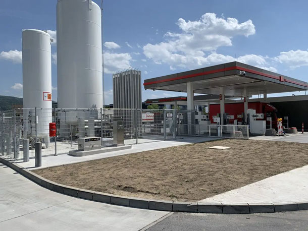 PitPoint.LNG and LIQAL Expand LNG Network in Germany
